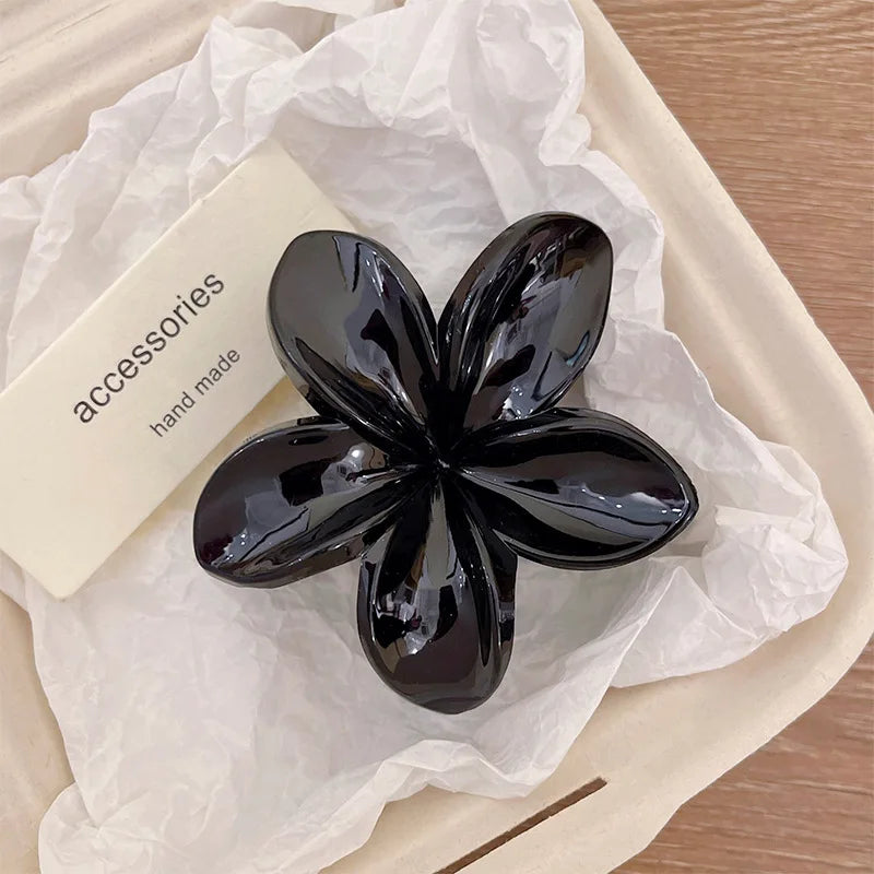 Korean Hawaiian Gradient Flower Hair Claw Clip For Women Girl Fashion Plastic Non Slip Hold Hairpin Barrette Hair Accessories