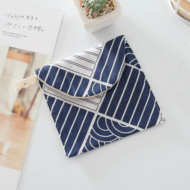 Women Sanitary Napkin Tampon Storage Bag Cute Sanitary Pad Pouches Portable Makeup Lipstick Key Earphone Data Cables Organizer