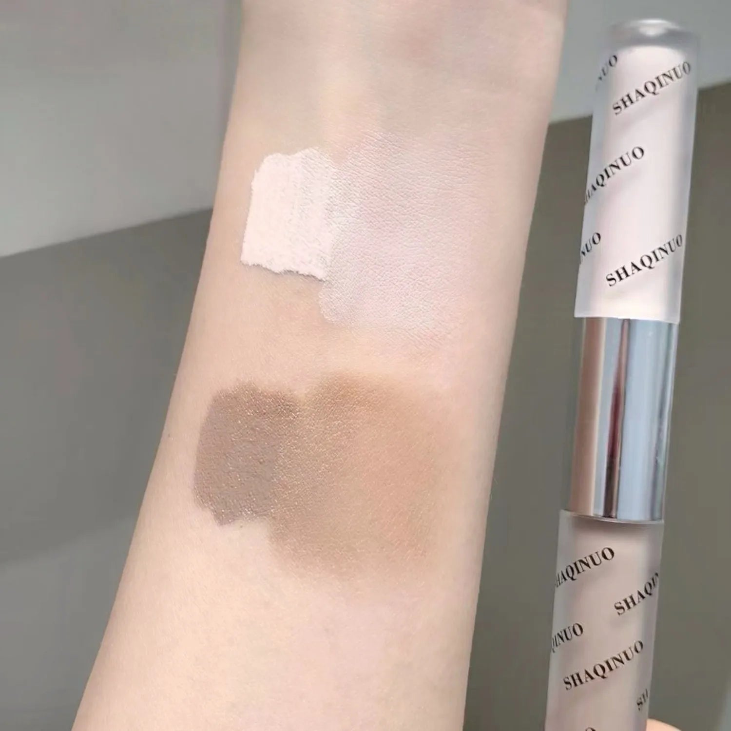SHAQINUO Double-ended Liquid Contouring Highlighter And Shadower In One Create A Long-lasting Natural Contouring Stick