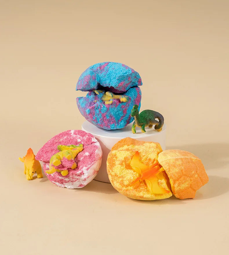 Surprising children's explosive bath salt ball dinosaur egg themed bubble bath is an ideal birthday gift for sons and daughters