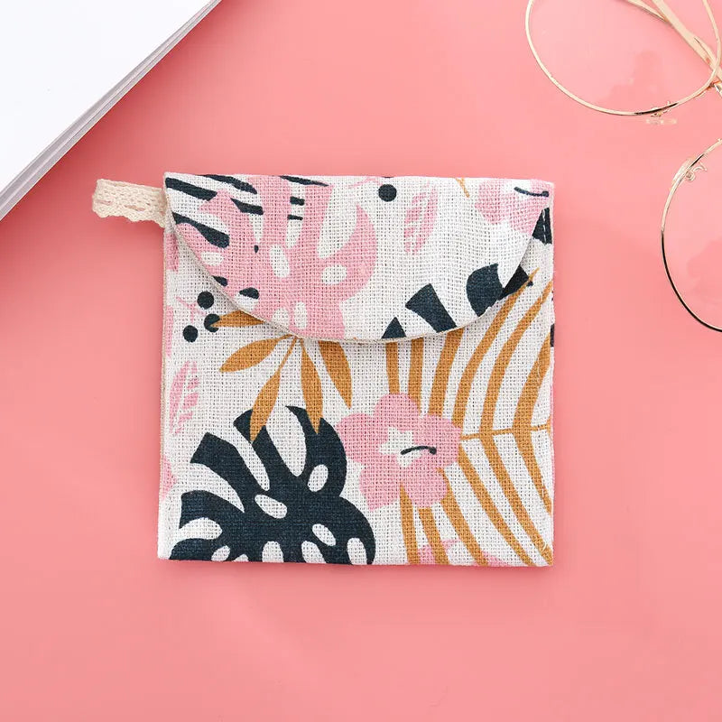 Women Sanitary Napkin Tampon Storage Bag Cute Sanitary Pad Pouches Portable Makeup Lipstick Key Earphone Data Cables Organizer