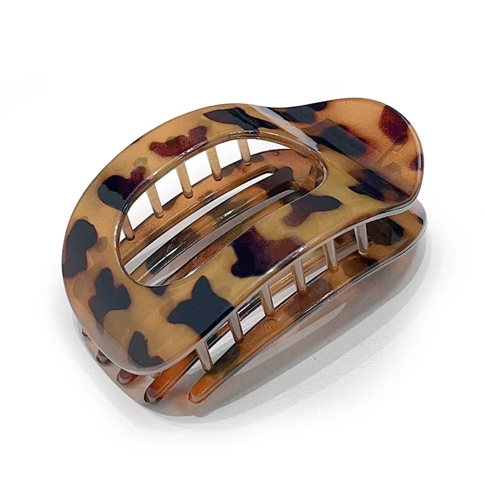 Fashion Oval Hair Claw Clip for Women New Design Leopard Matte Curved Flat Styling Barrettes Acrylic Lying Down Hair Accessories