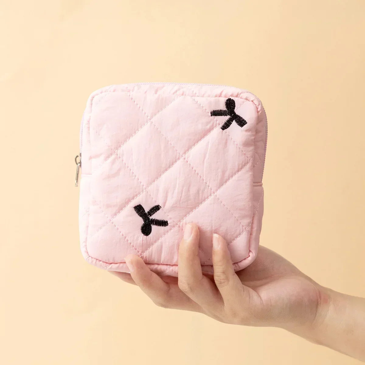 Women Sanitary Napkin Tampon Storage Bag Cute Sanitary Pad Pouches Portable Makeup Lipstick Key Earphone Data Cables Organizer