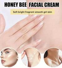 Queen Bee Venom Anti-Aging Face Cream - Collagen Boost & Deep Hydration, Wrinkle Reduction, Day/Night Moisturizer for All Skin - BlissFully