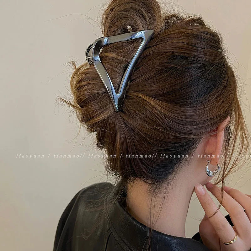 Fashion Elegant Gold Color S-shaped Metal Hairpins Hair Claw For Women Girls Korean Hair Clips Ponytail Clip Hair Accessories