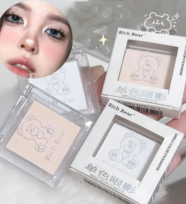 Matte Highlighter Powder in White-Natural 3D Brightening Eyeshadow Long-Lasting Eye Makeup Palette Brighten Face High Gloss