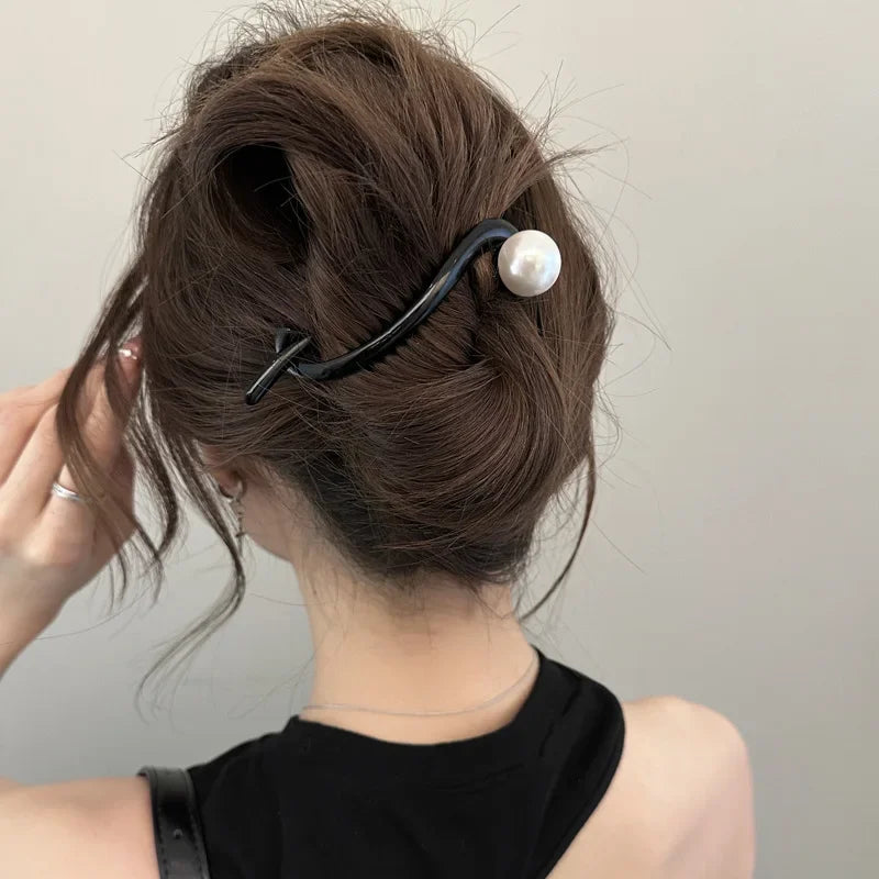 New Twist Hair Clip Plastic Acrylic Bead Imitation Pearl Hairpin Twisted Design Women Hair Accessories - BlissFully