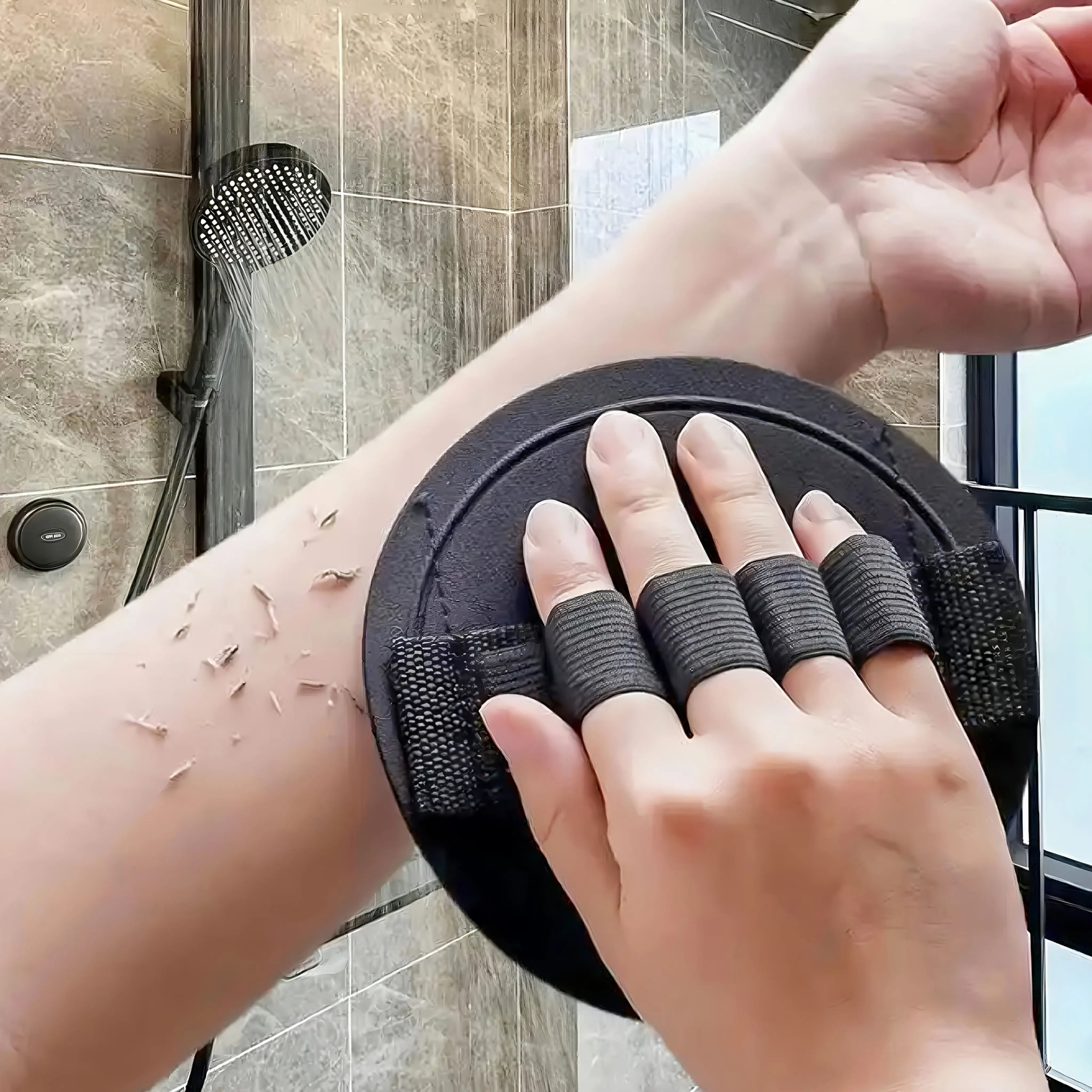 2 piece of exfoliating scrub, suitable for soft touch of face and body, rich foam, painless, personal care bath gloves