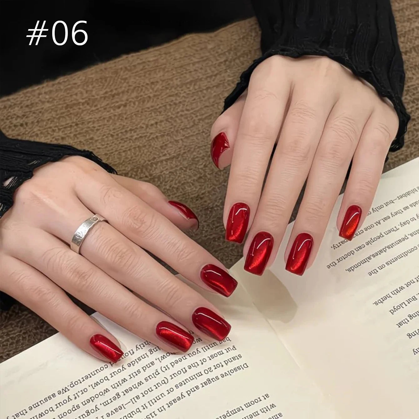 12ML 1-21PCS Winter And Autumn Whitening Red Glass Bead Cat Eye Magnet Gel Nail Polish Christmas Nails Nail Set Nail Art