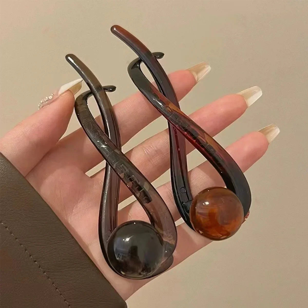 New Twist Hair Clip Plastic Acrylic Bead Imitation Pearl Hairpin Twisted Design Women Hair Accessories - BlissFully