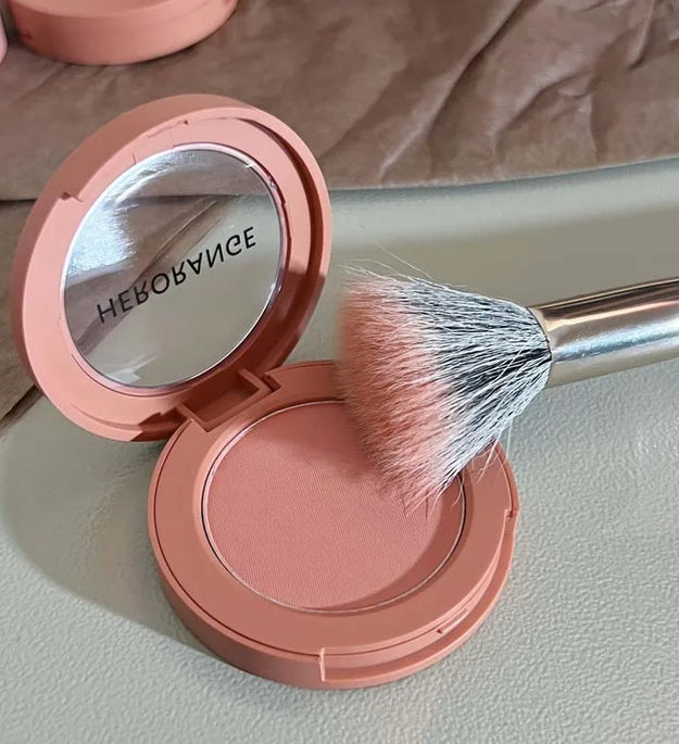 HERORANGE Monokrom Serbuk Blush Waterproof, Long-lasting, Peach-orange Soft Matte Natural Blush Rouge