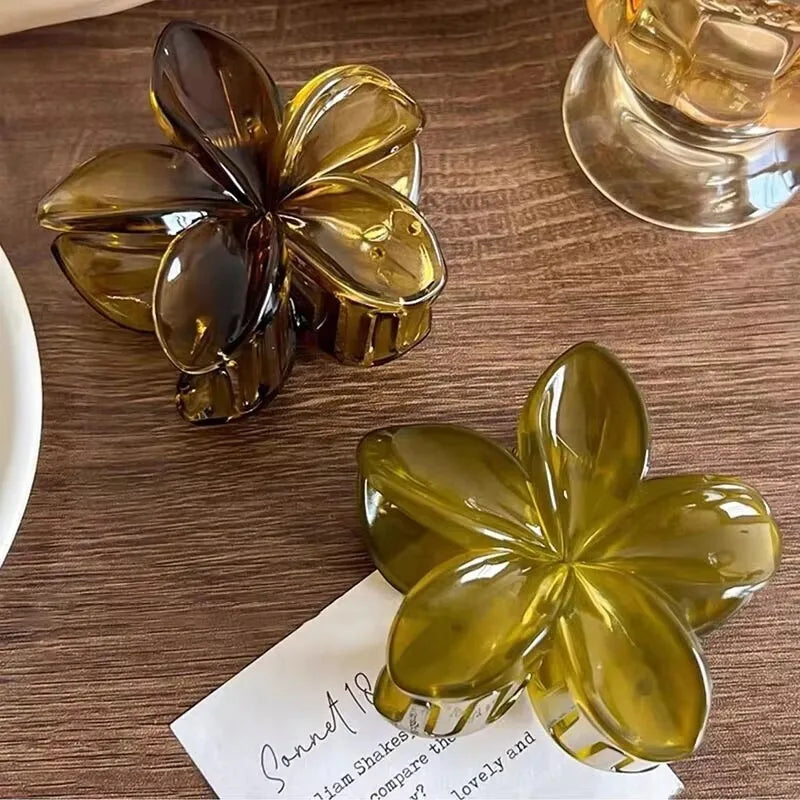 Korean Hawaiian Gradient Flower Hair Claw Clip For Women Girl Fashion Plastic Non Slip Hold Hairpin Barrette Hair Accessories