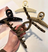 2/4Pcs Women Hair Claw Clip Cross Matte Hairpin Fashion Hairgrips Large Hair Claw Crab Clips Girls Korean Hair Accessories - BlissFully