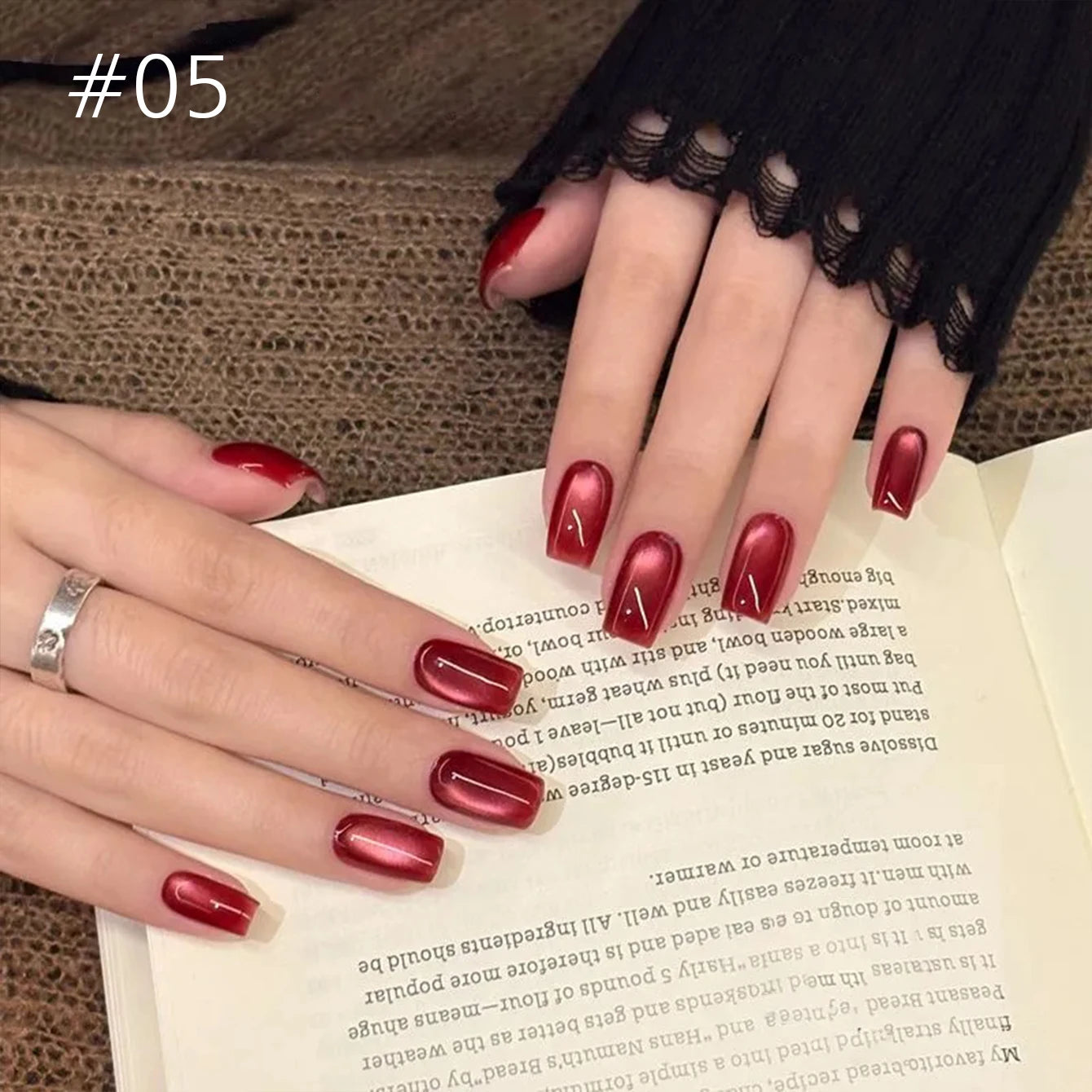 12ML 1-21PCS Winter And Autumn Whitening Red Glass Bead Cat Eye Magnet Gel Nail Polish Christmas Nails Nail Set Nail Art