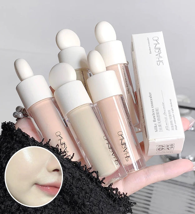 SHAQINUO Flawless Hydrating Concealer - Brightens Dark Circles & Smooths Tear Troughs | Long-lasting Formula, Non-cakey Finish