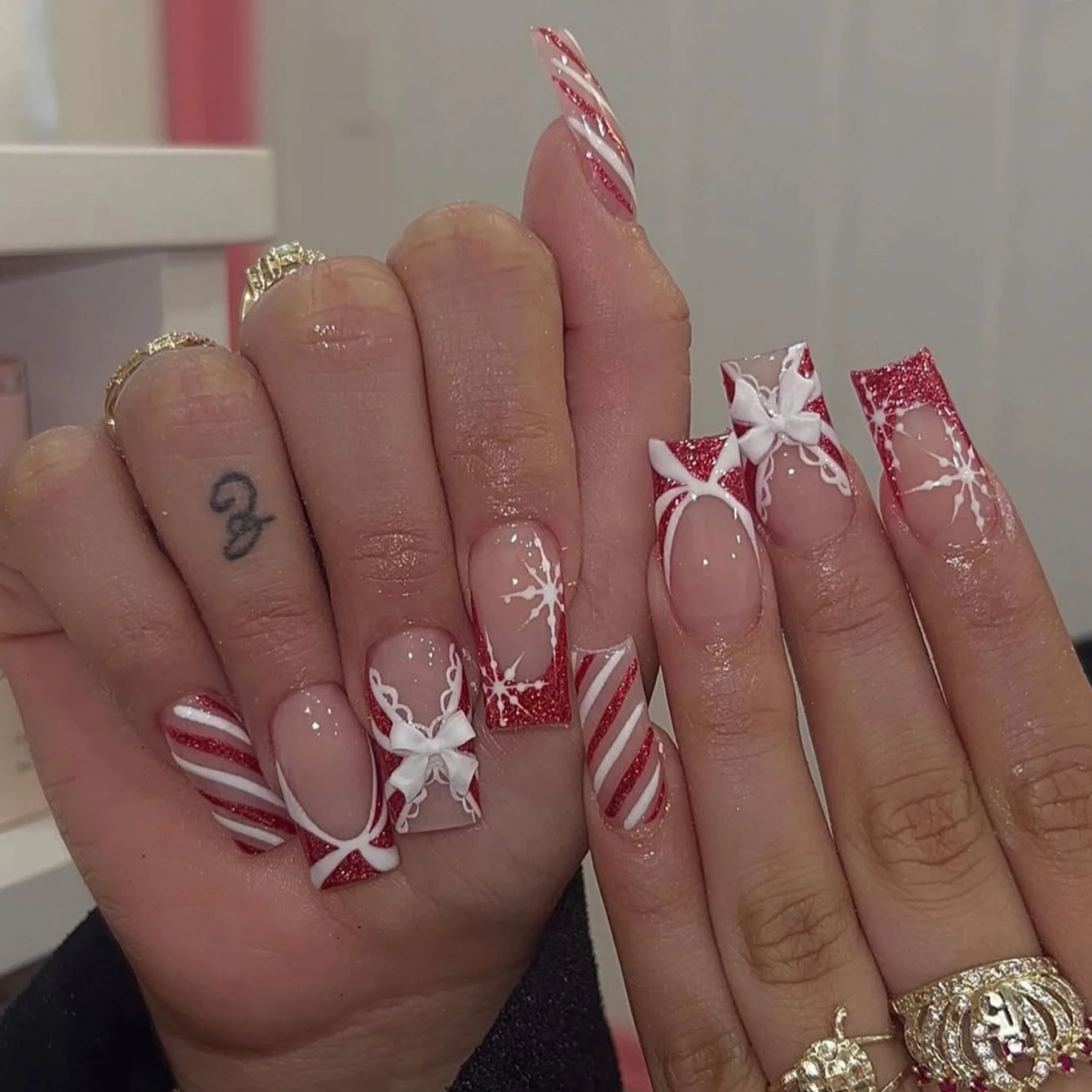 24PCS Rectangular false nails, snowflake striped gingerbread Design, Christmas False Nails, Acrylic Artificial Rubber Nails