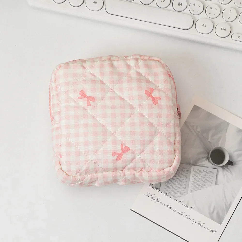 Women Sanitary Napkin Tampon Storage Bag Cute Sanitary Pad Pouches Portable Makeup Lipstick Key Earphone Data Cables Organizer