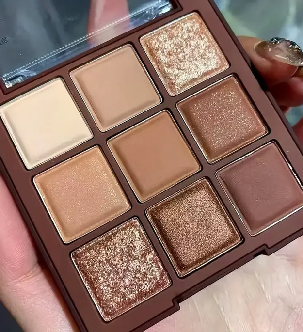 Chocolate eyeshadow Palette - 9 shades of natural brown & gold, with glitter & matte effects, lasting eye makeup, Korean makeup