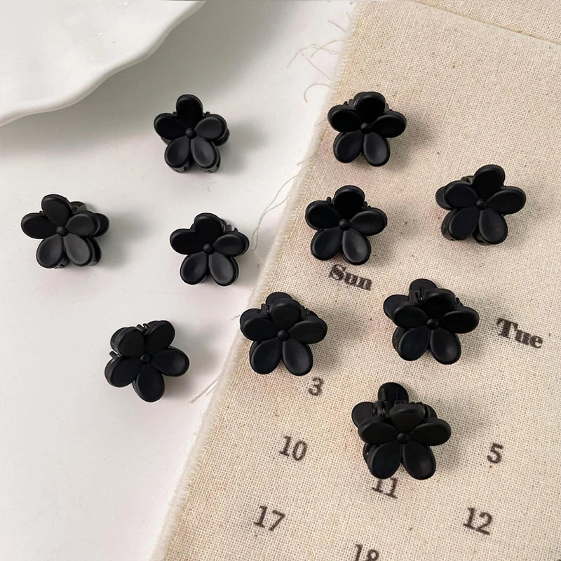 10Pcs/Lot Hair Claw Clips for Women 1.0 1.5cm Small Black Brown Transparent Plastic Mini Claws Kids Hair Styling Accessories