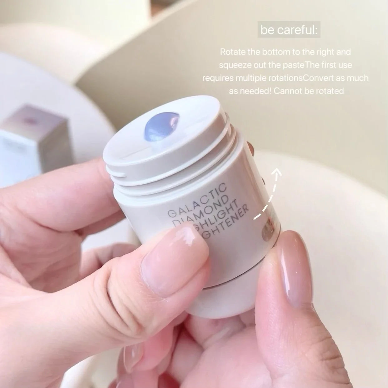 Galaxy Star Diamond Highlighter - Fine Glitter, Moisturizing & Water-Resistant, Perfect for All Skin Tones Creates a Radiant