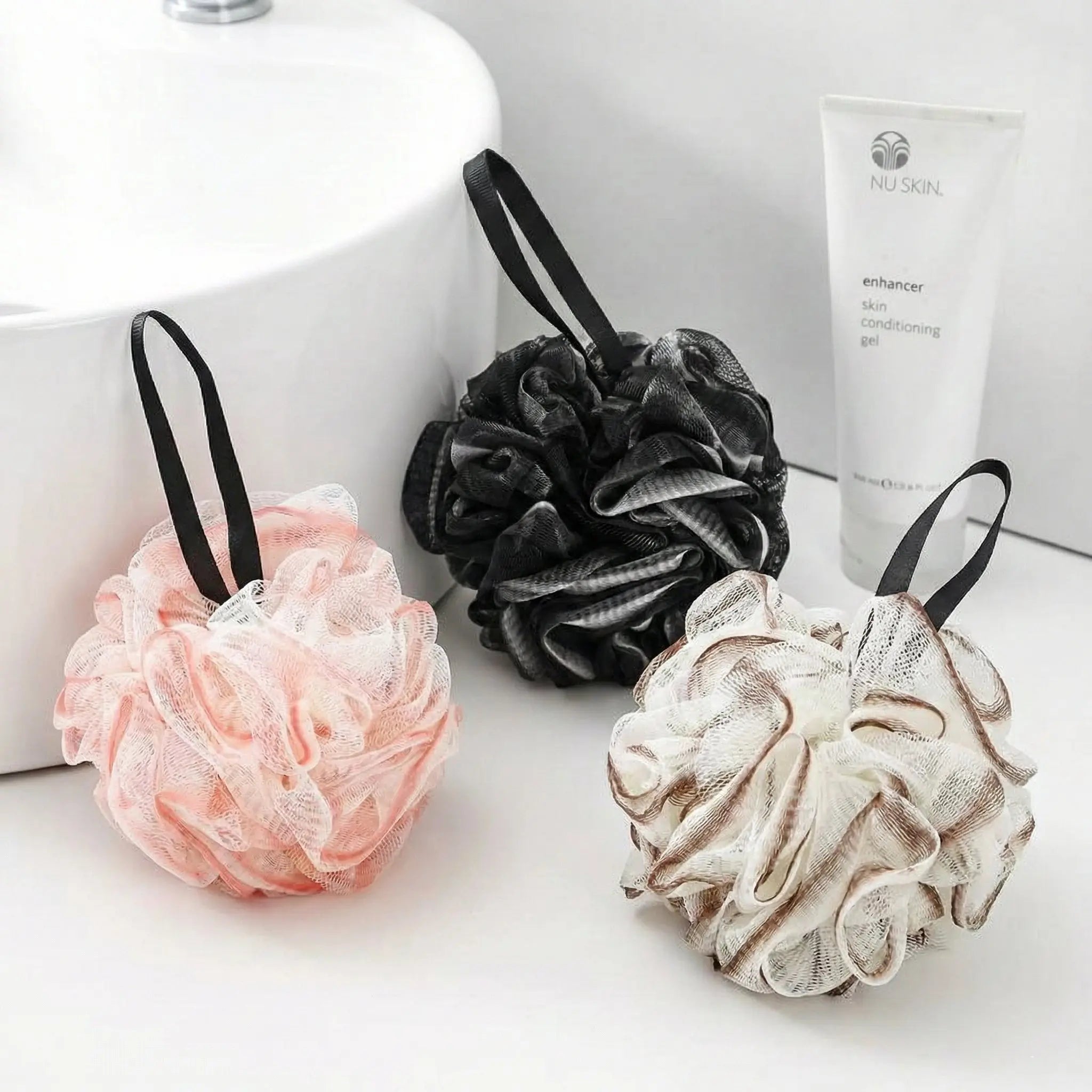 1-Pack Multi-Color PE Bath Loofah (14cm) - Hanging Lanyard, Durable Hemming, Non-Shedding, Soft & Gentle for Shower