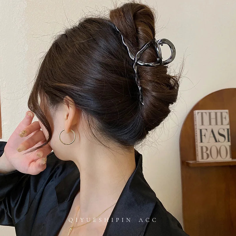 Fashion Elegant Gold Color S-shaped Metal Hairpins Hair Claw For Women Girls Korean Hair Clips Ponytail Clip Hair Accessories