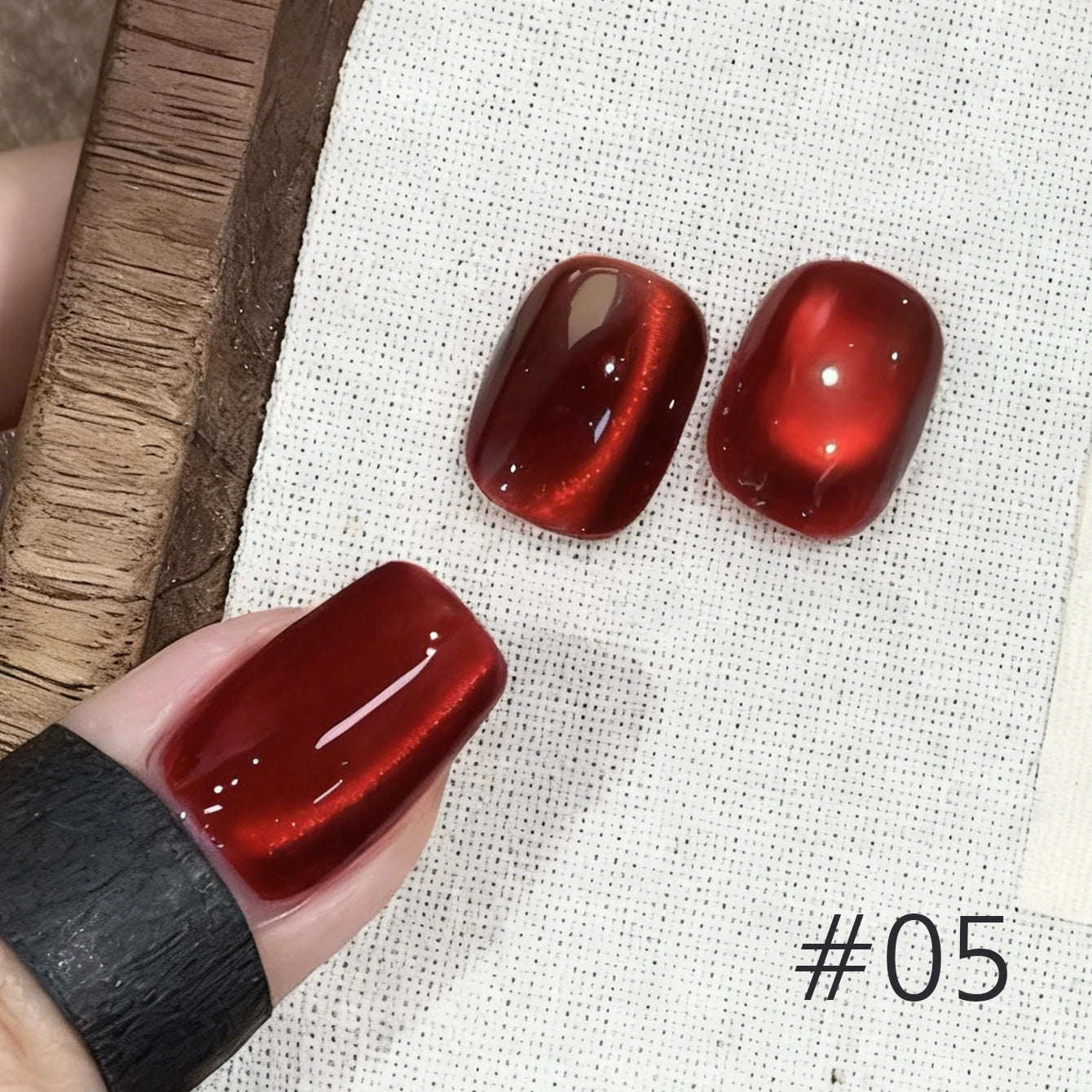 12ML 1-21PCS Winter And Autumn Whitening Red Glass Bead Cat Eye Magnet Gel Nail Polish Christmas Nails Nail Set Nail Art
