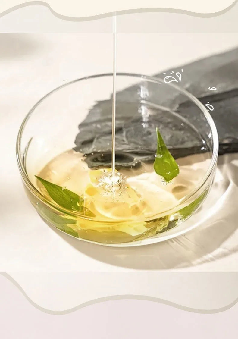 Facial Cleanser Cleaning and Makeup Removal in One Makeup Remover Gentle Non Irritating Cleansing Water Oil-Control Cleansing