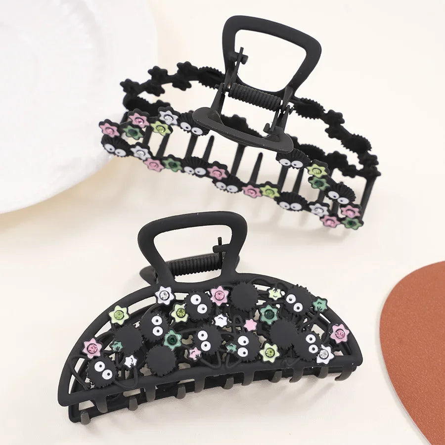 Small Fun Cinderblock Hair Claw Cute Black Cartoon Hair Clip Japan Wacky Claw Clip Shark Clip Hair Accessories for Women Girls