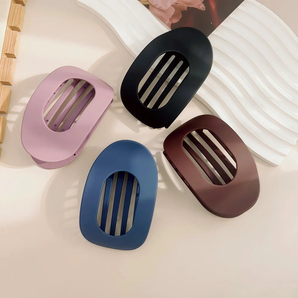 Fashion Oval Hair Claw Clip for Women New Design Leopard Matte Curved Flat Styling Barrettes Acrylic Lying Down Hair Accessories