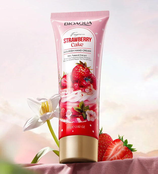 BIOAOUA Strawberry Cake Nourishing Hand Cream Deep Hydration Moisturizing Remove chapping Hand Cream Beauty Skincare