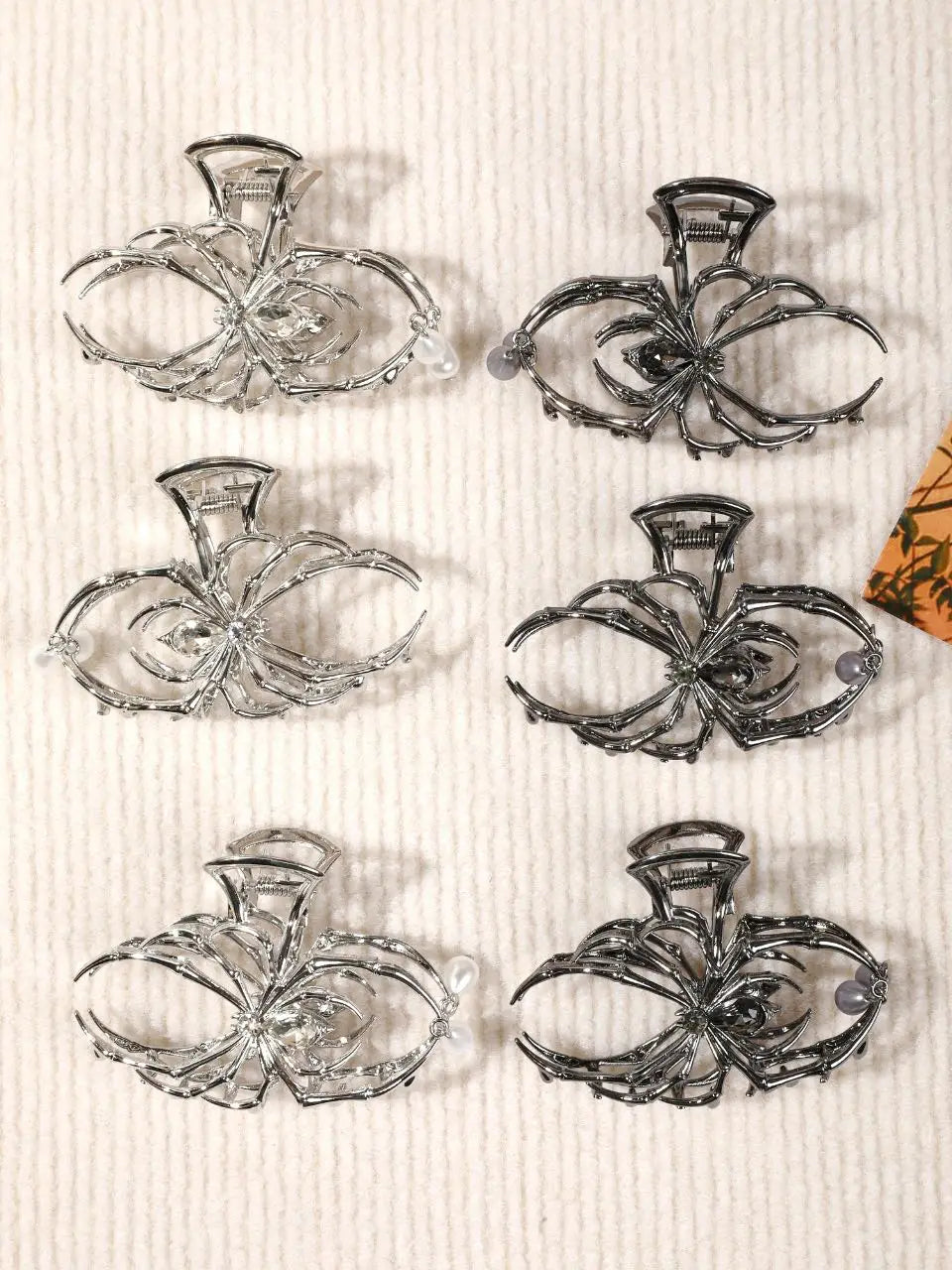 1Pcs Halloween Black Spider Hair Claw Clips with Pearl Charm Design,Metal Gothic Punk Hair Clips Strong Hold Hair Accessories - BlissFully