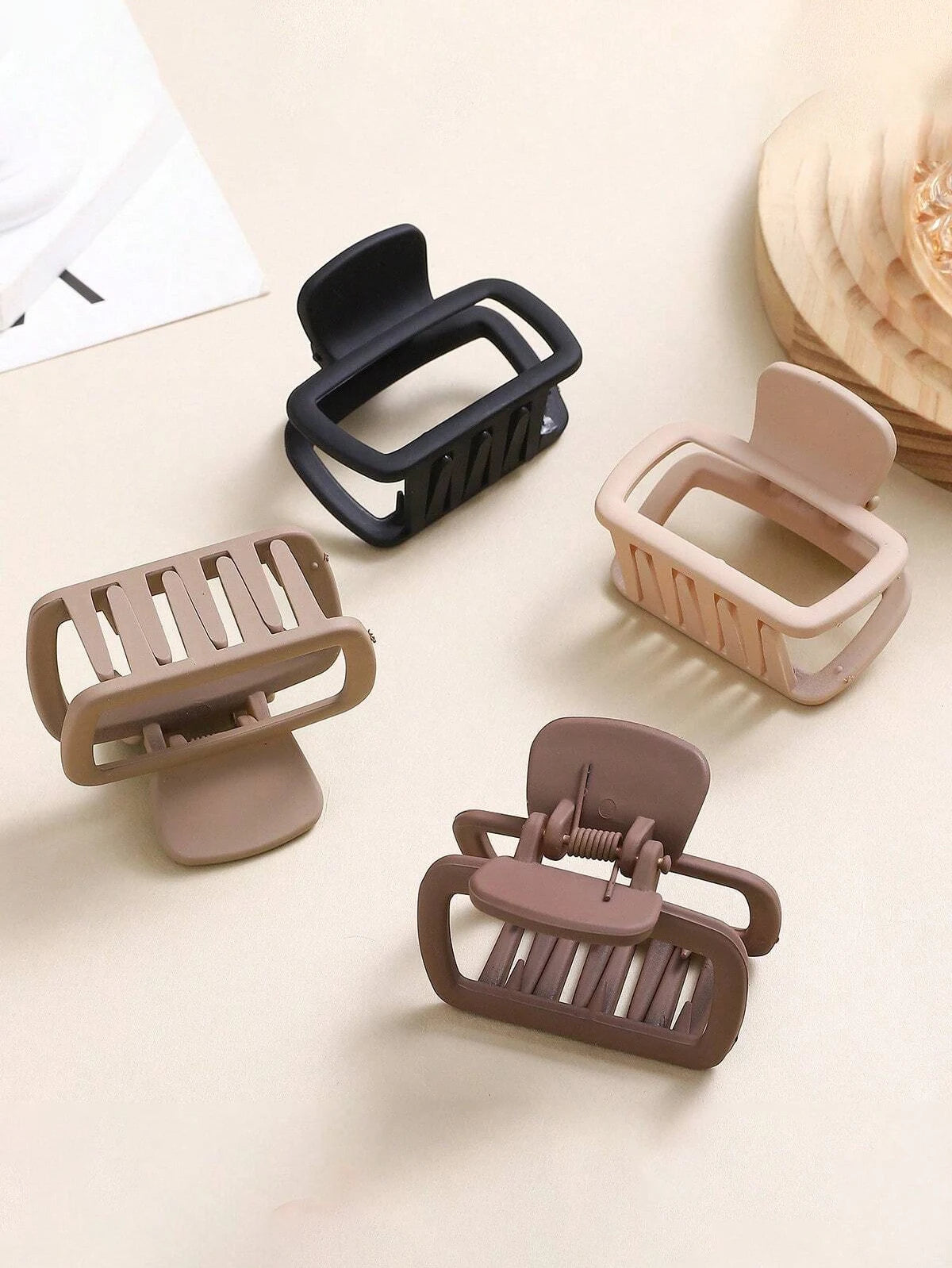 4pcs Women's Square Lightweight Hair Claw Clip Fashionable Elegant Hair Accessory Clip Suitable Hair Styling Makeup