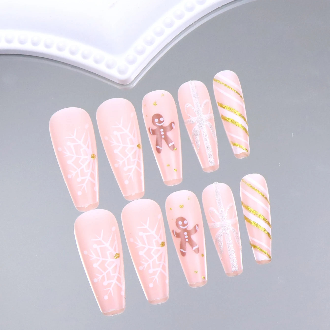24PCS Rectangular false nails, snowflake striped gingerbread Design, Christmas False Nails, Acrylic Artificial Rubber Nails