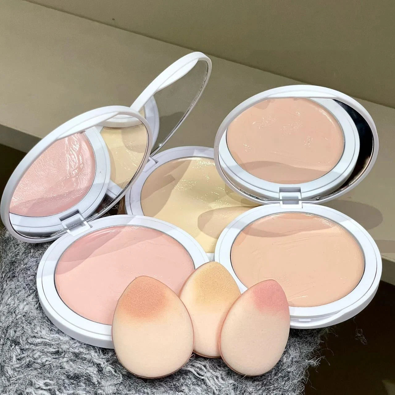 Soft Focus Cream Highlighter Palette Silky Texture Moisturizing Concealer Long-lasting Makeup Brightening Modifying Dullness