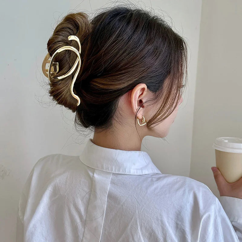 Fashion Elegant Gold Color S-shaped Metal Hairpins Hair Claw For Women Girls Korean Hair Clips Ponytail Clip Hair Accessories